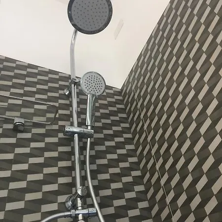 Piramide Apartament Rzym